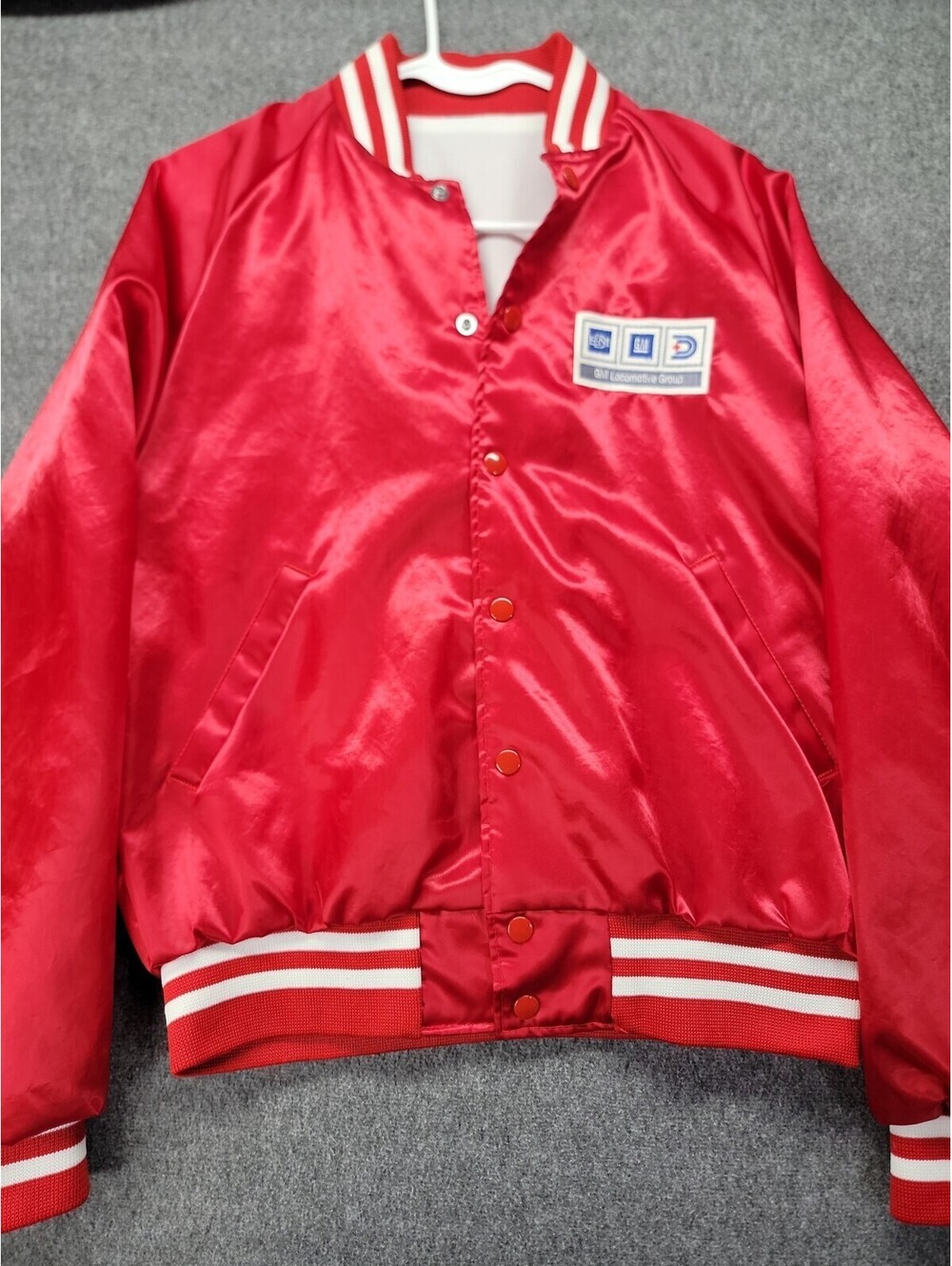 Vintage Satin Red Unisex Jacket W/GM Locomotive Group Patch See Measuring